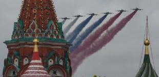 Масована атака дронами по російській стратегічній авіації розлютила і стривожила Кремль — Bloomberg