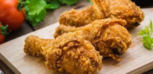 Курячі ніжки у незвичайному паніруванні: вийдуть смачнішими, ніж у KFC