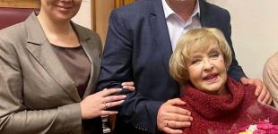 Ада Роговцева здивувала архівним фото із Залужним і його дружиною й розповіла про їхнє знайомство