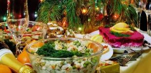 Скільки коштуватиме новорічний стіл