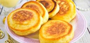 Як приготувати оладки на кефірі: дуже просто та смачно