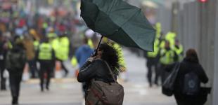 Пориви вітру та налипання мокрого снігу: якою буде погода в Україні 4 лютого