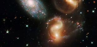 Зіткнення 5 галактик: вчені поділилися деталями спостереження