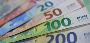 Скільки грошей можна перевозити через кордон 2025 року