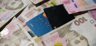 Українські банки знизять ліміти для переказів з картки на картку