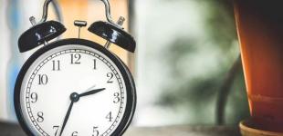 Переведення годинників на літній час 2025 року: дата та чи будемо ми переходити в Україні