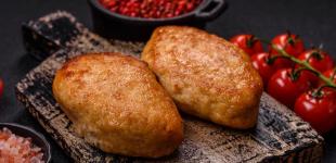 Як приготувати котлети з картоплею, болгарським перцем і сиром