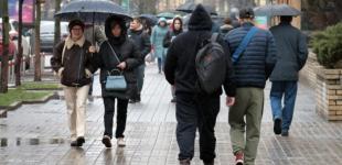 У перший день 2024 року дощитиме на заході і півночі України, вдень - до +7°