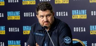 У ВМС України звернулись до російських туристів, які їдуть до Криму
