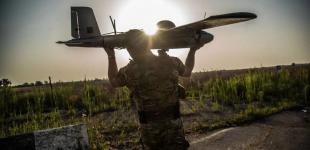 Україна запустила серійне виробництво дронів, які летять на 1000 км