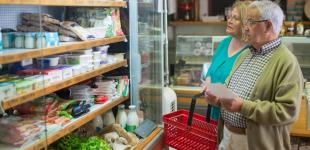 Ціни в Україні падають другий місяць поспіль: яка причина