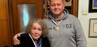 Залужний і Ліна Костенко отримали звання почесних громадян Києва