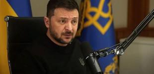 “Стоїть з голою д*пою і розповідає про племена”: Зеленський розкритикував розмови із Путіним