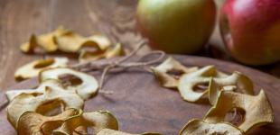 Як правильно сушити яблука, щоб вони довго зберігали cмак і користь: найкращі способи