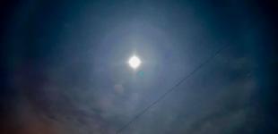 У небі над Києвом помітили унікальне явище: що воно означає (захопливі світлині)