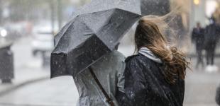 Сніг, дощ та ще дві 