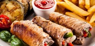 Як приготувати курку з сиром у паніруванні