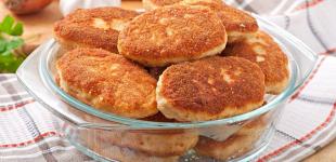 Котлети за методом 1:2:2 вийдуть, як у бабусі: будуть соковитими і з хрумкою скоринкою