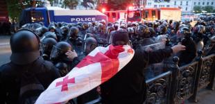 У ЄС заявили, що можуть позбавити Грузію безвізового режиму через відкат від демократії