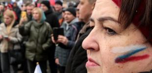 Більшість жителів Росії схвалюють війну з Україною, вважають успішною та хочуть переговорів