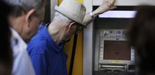Де українці зберігають гроші та в якій валюті: свіжий рейтинг банків