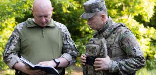 Сирський дві доби провів на передовій через складну ситуацію: де прагне прорватися ворог