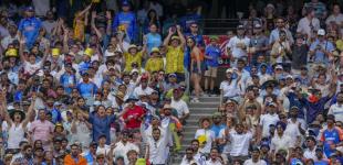 Скільки років в середньому живуть українці: демограф відповів