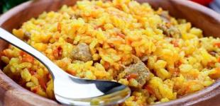 Чому замість плову виходить неапетитна каша: в чому секрет приготування золотистої східної страви
