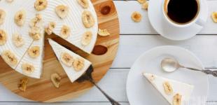 Як приготувати сирно-банановий торт без випікання