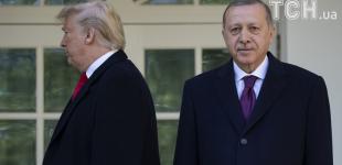 Трамп знайшов ключик до впливу на Ердогана у питанні російської нафти: деталі від Bloomberg