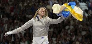 Зеленський нагородив Усика та Харлан орденами Свободи з нагоди Дня Незалежності України 