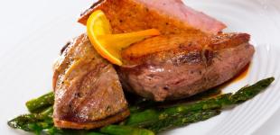 Качині грудки в апельсиновому соусі: французький рецепт