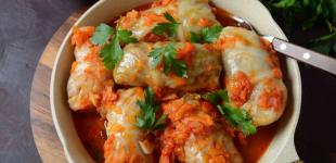 Три лайфгаки, які в рази прискорять процес приготування голубців