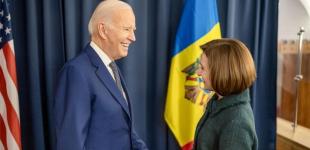 Байден зустрічався у Варшаві з Санду через російську загрозу для Молдови