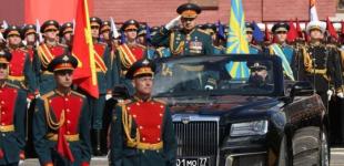 Politico: Київ закликав європейських лідерів приїхати 9 травня, щоб протиставити візит параду Путіна