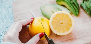 Довго не будуть псуватися: як правильно зберігати лимони