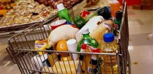 Які продукти варто купити зараз, до Нового року, поки ціни нижчі: думка експерта