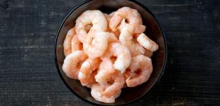 Креветки в горщику: дуже проста страва, яку любила королева Єлизавета II