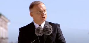 Президент Польщі закликав демонтувати 