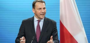 Українських чоловіків все ж можуть повернути з-за кордону: нова заява Польщі