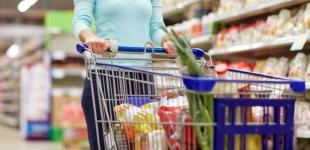 Хліб дорожчий, молочка дешевша: які цінники на продукти побачимо до кінця березня