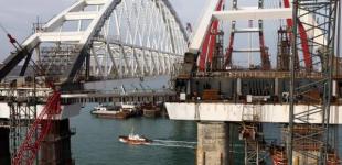 Строители Керченского моста попадают под санкции - Омелян 