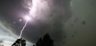 В Киеве в ближайшие 2-3 часа начнется гроза