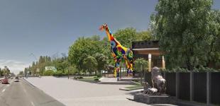 На входе Киевского зоопарка появится 15-метровый жираф