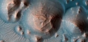 На Марсе были обнаружены тысячи древних сверхизвержений 