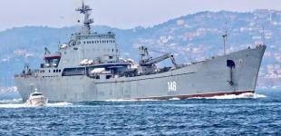 Россия отправила в Сирию корабль с бронетехникой 