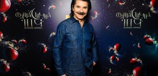 Канал «Украина»: перед Новым годом Павло Зибров застраховал свои усы на миллион гривен