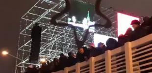 В России после боя курантов рухнул мост, пострадали 13 человек