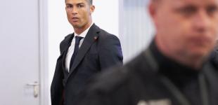 Роналду отказался подписывать новый контракт с Реалом - СМИ 