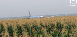 Жесткая посадка A321: половина пассажиров отказалась лететь в Крым 